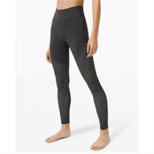 Lululemon Reveal 7/9 Tight